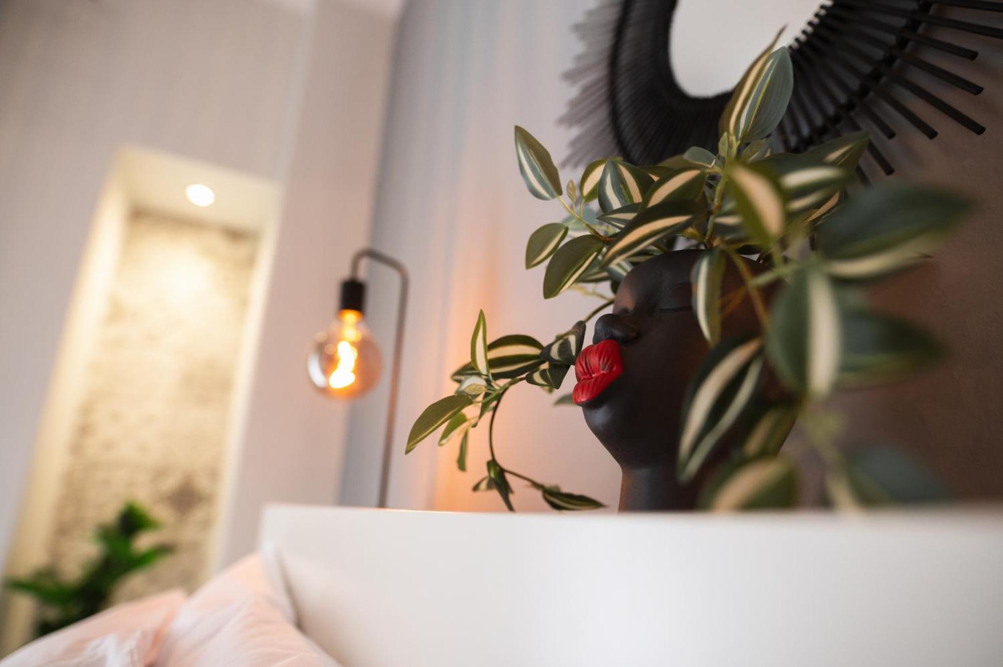 Sapphire Majesty Suite By Heaven'S Hall Luxury Suites Alexandroupoli Esterno foto